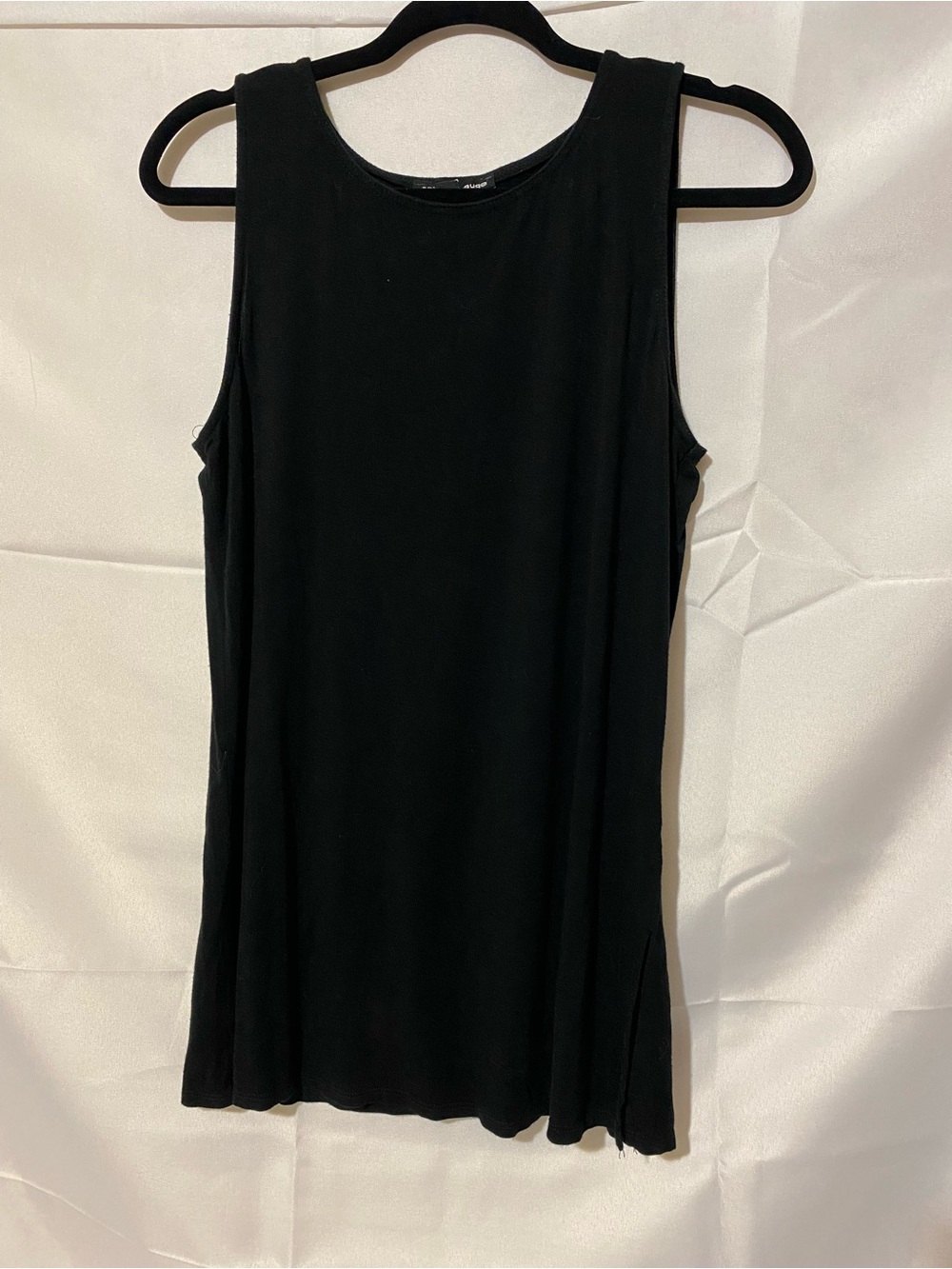 Cable & Gauge Black Sleeveless Tank Top